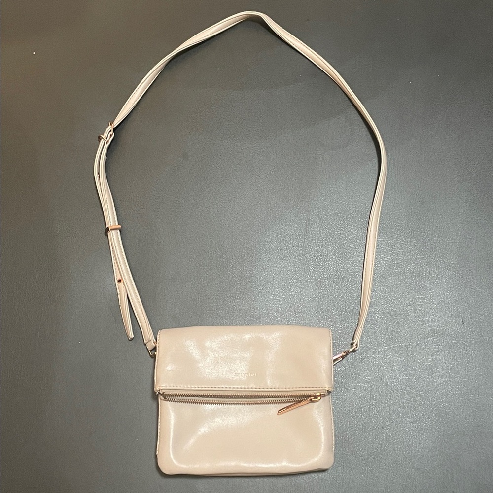VGC Matt & Nat Vegan Leather Crossbody Bag - Cream / Grey